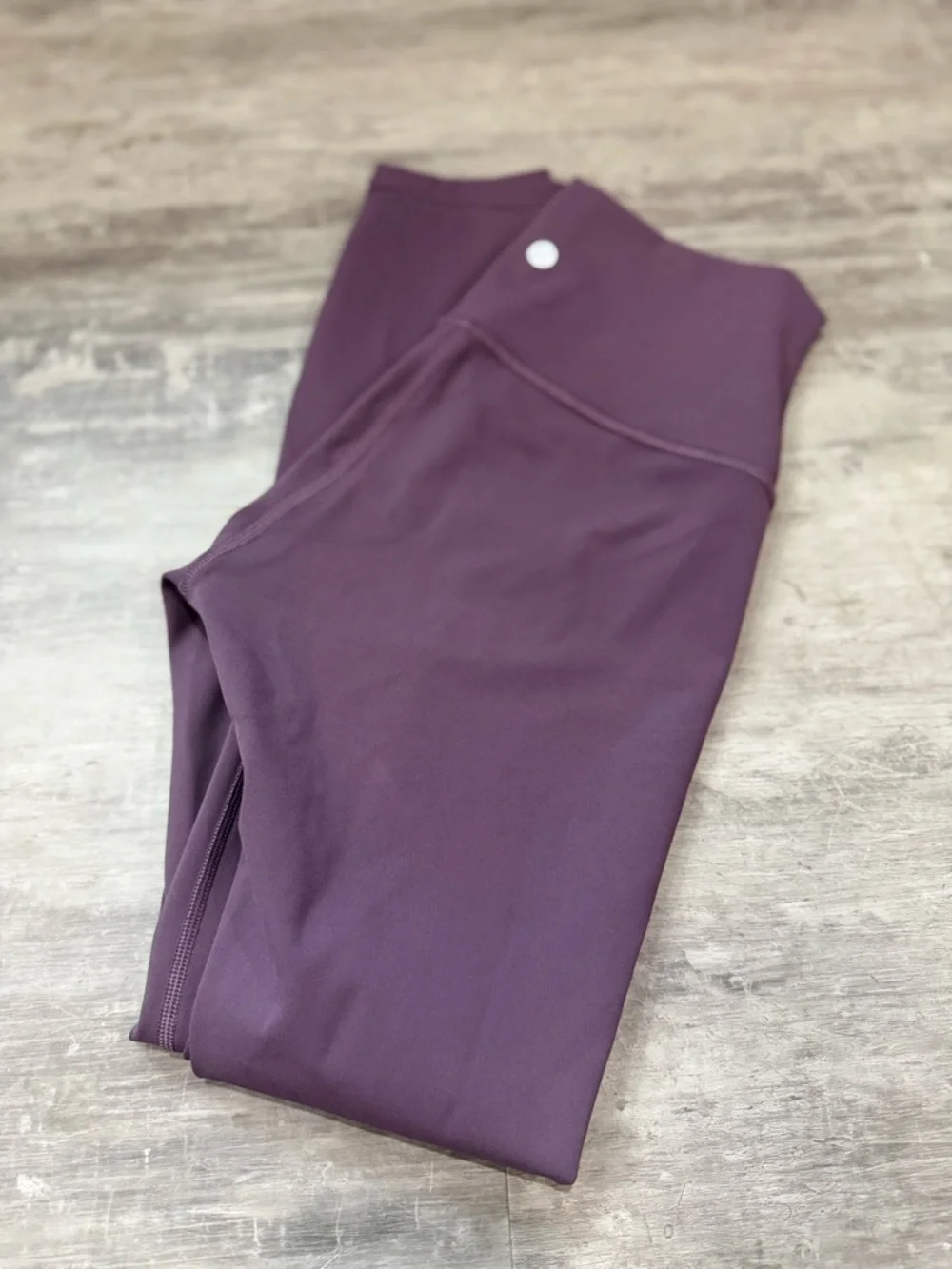 Lululemon Wunder unders‎ size 4 in grape thistle